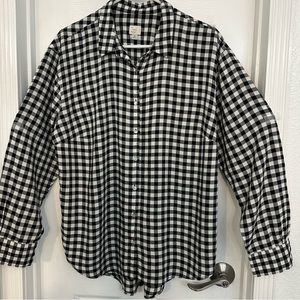 A New Day XL black and white gingham long sleeve button down blouse